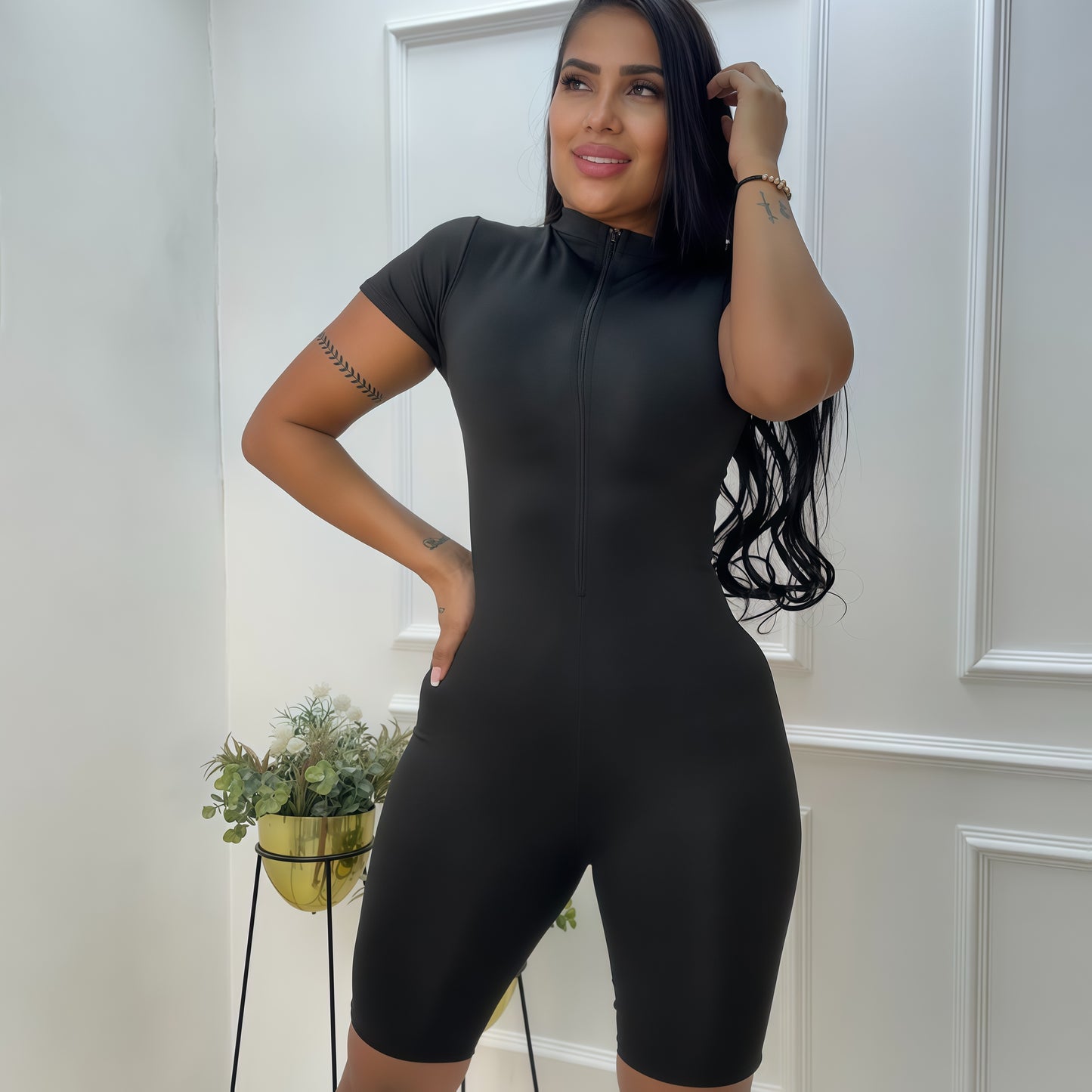 ENTERIZO CORTO MANGA CORTA NEGRO