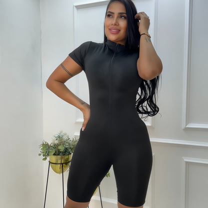 ENTERIZO CORTO MANGA CORTA NEGRO