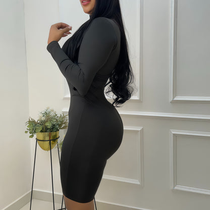 ENTERIZO CORTO MANGA LARGA NEGRO