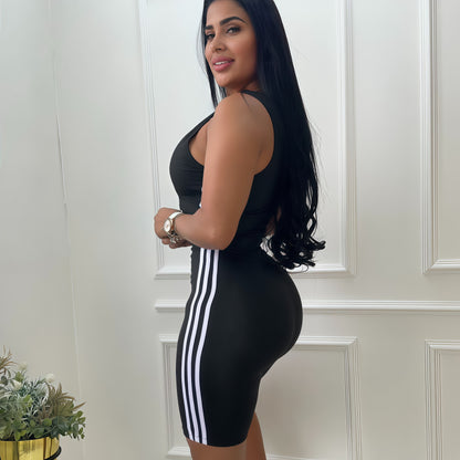 ENTERIZO 3 LÍNEAS CORTO MANGA SISA NEGRO