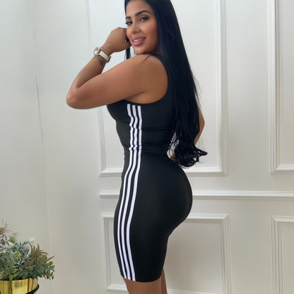 ENTERIZO 3 LÍNEAS CORTO MANGA SISA NEGRO