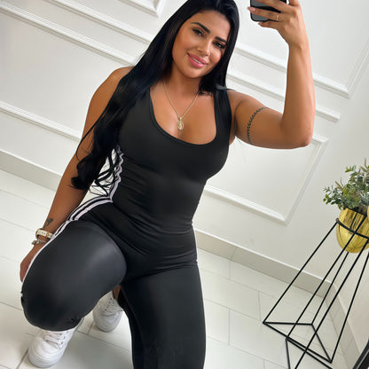 ENTERIZO 3 LÍNEAS LARGO MANGA SISA NEGRO